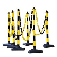 GUARDA Chain Post Set - 6 Posts, 10m Chain, 10 Hooks, 10 Links - Yellow/Black - Concrete Base