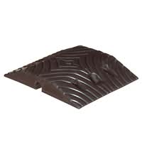 TOPSTOP-10 Speed Reduction Ramp - Centre Section with ReflectorsW x 50mmH - Fixings Included